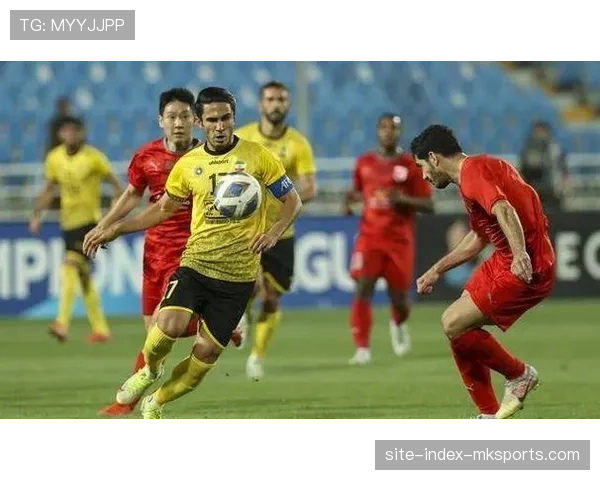 凯西后插上进攻贡献五球 吉达国民中场成战术核心